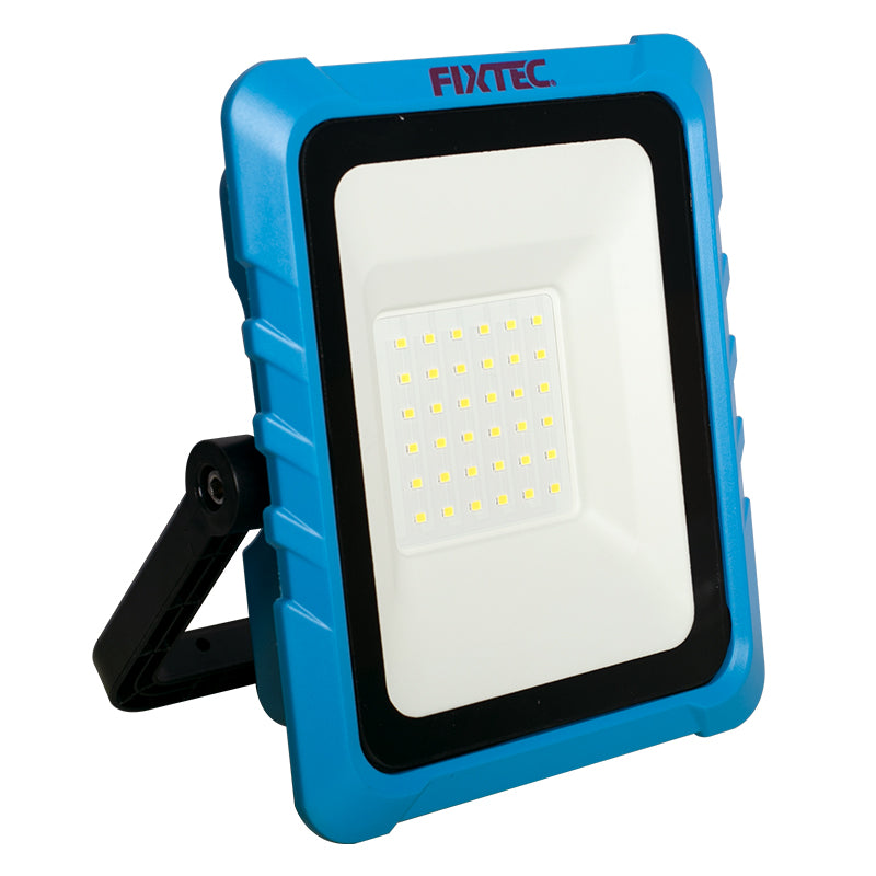 Fixtec Cordless Work Light 600LM IP65 with USB Charging